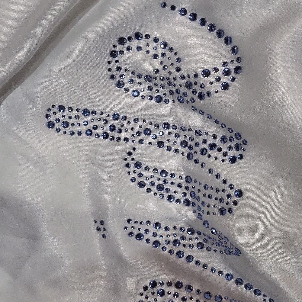Victoria's Secret Bride Silk Robe - Picture 14 of 14